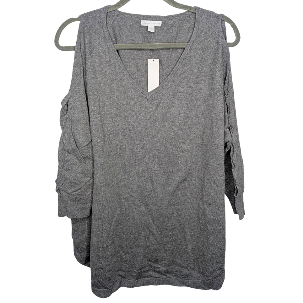 New York & Company Gray V-Neck‎ Tunic Sweater L NWT | Lace-Up Sleeve Detail
